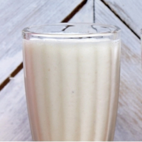 Банановый коктейль