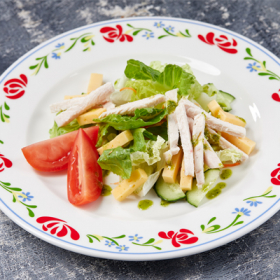 Салат с курицей и сыром