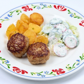 Котлеты из свинины с жареным картофелем (ЧЕТВЕРГ)